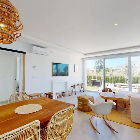 Greenside Oasis Villa By On Travel Villa *